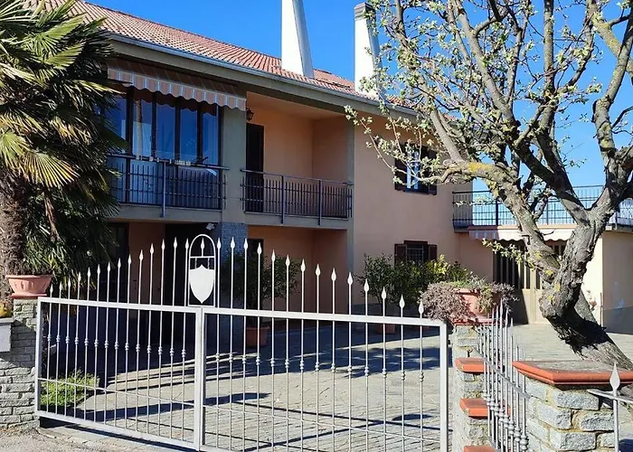 Il Canto Del Gallo Casa Vakantiehuis Cassinasco