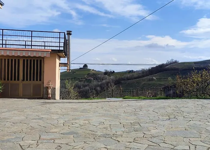 Semesterbostad Il Canto Del Gallo Casa Cassinasco